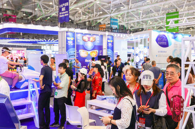 深圳國際會展中心首展開幕,400家名優(yōu)企業(yè)彰顯寶安產(chǎn)業(yè)力量